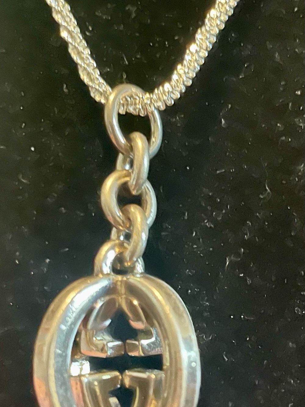 Gucci, authentic Silver Interlocking GG Pendant Necklace - Picture 5 of 6